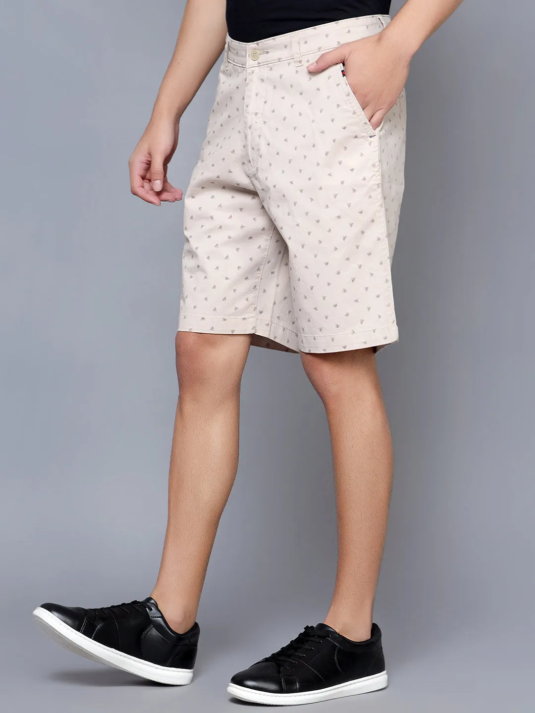Men Khaki Shorts