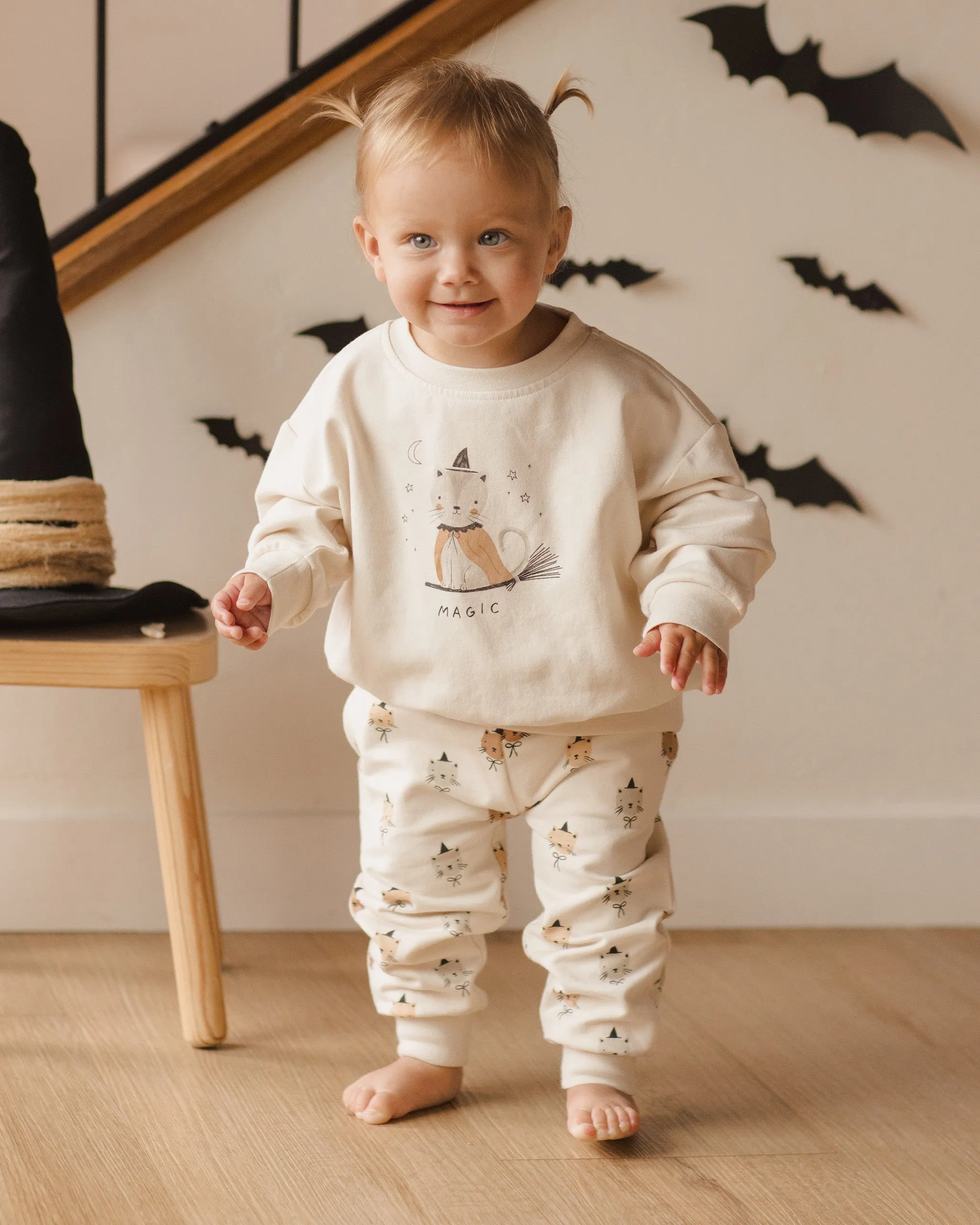 Relaxed Fleece Sweat | Magic